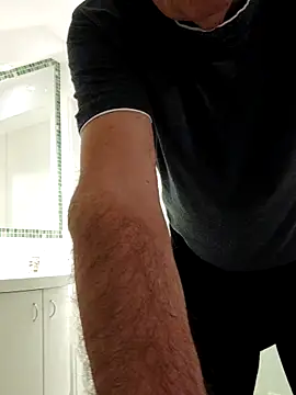 Oldmenhot66 online show from September 2025 04:12:02 AM