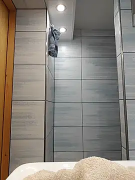 Oldmenhot66 online show from November 2025 04:28:02 PM