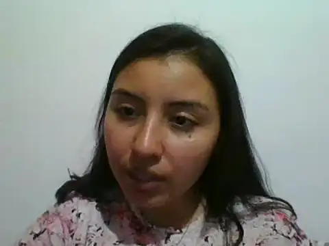 Snapshot of _Romilly_ chatting on October 2025 03:28:01 AM Romilly online show from October 2025 03:28:01 AM