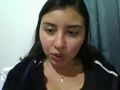 Snapshot of _Romilly_ chatting on November 2025 03:52:02 AM Romilly online show from November 2025 03:52:02 AM