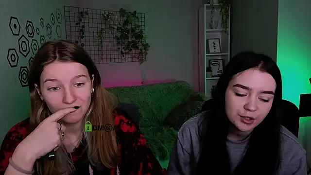 Snapshot of benny_duglas chatting on January 2026 10:19:02 AM benny duglas online show from January 2026 10:19:02 AM