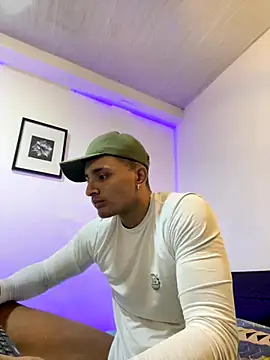 Snapshot of Smith_Fitness chatting on October 2025 03:02:02 PM Smith Fitness online show from October 2025 03:02:02 PM