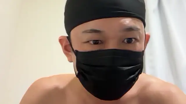 Snapshot of eru2025 chatting on September 2025 05:13:01 PM eru2025 online show from September 2025 05:13:01 PM