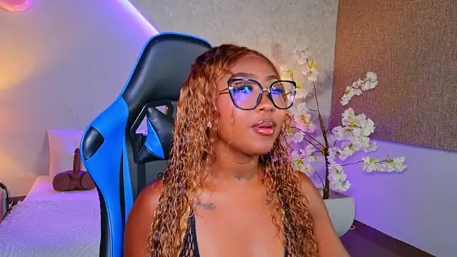 Snapshot of Kishalove_ chatting on June 2026 10:03:01 AM Kishalove online show from June 2026 10:03:01 AM