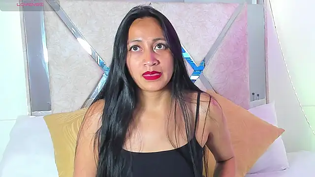 Anthonellacandy online show from November 2025 07:13:02 PM