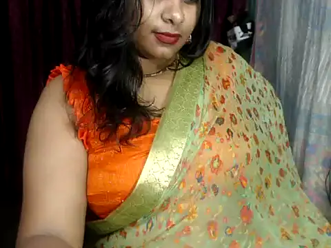 Snapshot of DearKimmi chatting on January 2025 07:53:01 PM DearKimmi online show from January 2025 07:53:01 PM