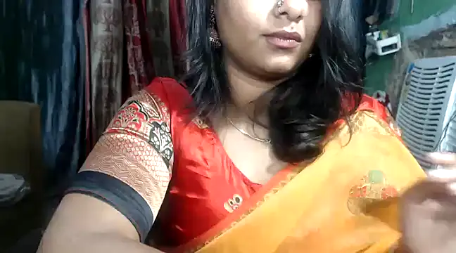 Snapshot of DearKimmi chatting on March 2025 05:10:02 PM DearKimmi online show from March 2025 05:10:02 PM