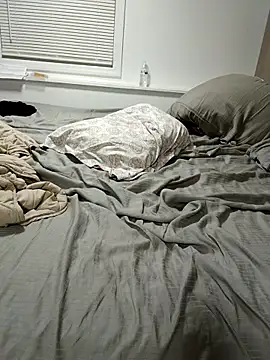 tripping385 online show from November 2025 01:06:01 AM