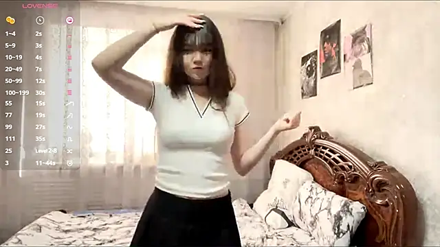 Pikmigirl18 online show from October 2025 07:36:03 AM