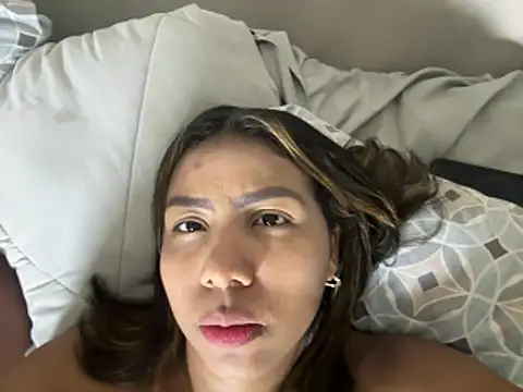 Liagirl03 online show from February 2026 02:01:02 AM