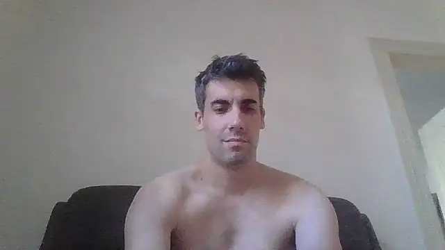 JulioIsHere4you online show from September 2025 02:00:01 PM