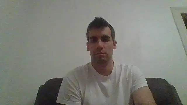 JulioIsHere4you online show from November 2025 09:13:02 PM