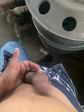 Chico031289 online show from April 2026 11:51:02 PM