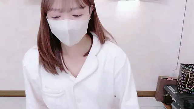 Mayu o19o online show from November 2025 01:09:02 AM