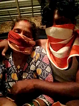 Snapshot of CUTE-004 chatting on September 2025 05:57:02 PM CUTE-004 online show from September 2025 05:57:02 PM