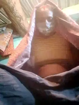 Snapshot of CUTE-004 chatting on December 2025 03:41:02 PM CUTE-004 online show from December 2025 03:41:02 PM