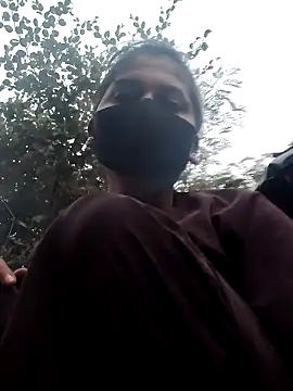 Janvi Jaitly online show from November 2025 01:17:01 AM