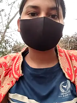 Janvi Jaitly online show from December 2025 01:46:02 AM