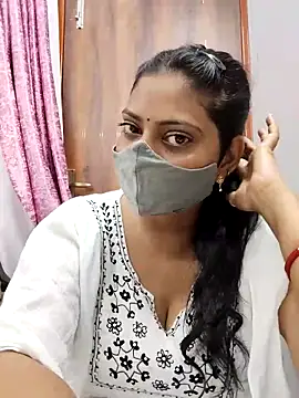 Kajal-baby07 online show from May 2026 11:21:01 PM
