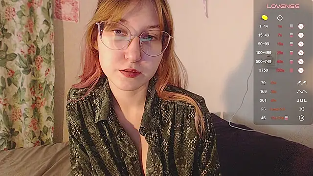 Snapshot of ohmycheryl chatting on September 2025 02:11:02 PM ohmycheryl online show from September 2025 02:11:02 PM