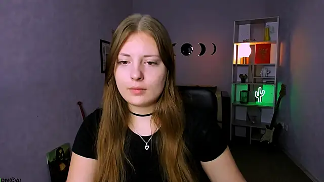 Snapshot of melani_bumm chatting on November 2025 10:47:02 AM melani bumm online show from November 2025 10:47:02 AM