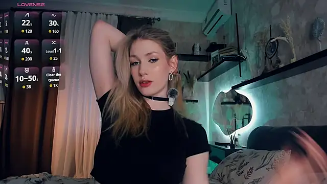 Snapshot of FrancisBivona chatting on December 2025 07:57:02 AM FrancisBivona online show from December 2025 07:57:02 AM