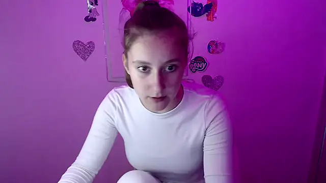 Snapshot of Milka_kamila chatting on September 2025 02:40:01 PM Milka kamila online show from September 2025 02:40:01 PM