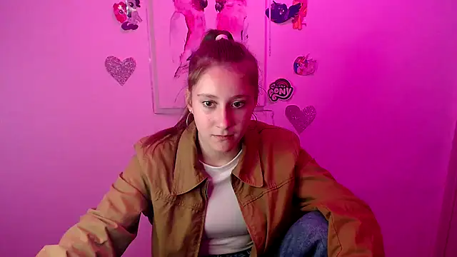 Snapshot of Milka_kamila chatting on September 2025 12:53:01 PM Milka kamila online show from September 2025 12:53:01 PM