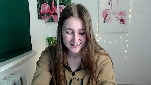 Snapshot of Milka_kamila chatting on November 2025 12:15:02 PM Milka kamila online show from November 2025 12:15:02 PM