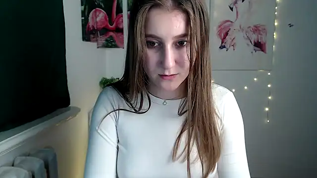 Snapshot of Milka_kamila chatting on November 2025 03:45:02 PM Milka kamila online show from November 2025 03:45:02 PM