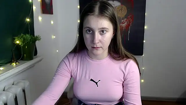 Snapshot of Milka_kamila chatting on November 2025 05:15:02 PM Milka kamila online show from November 2025 05:15:02 PM