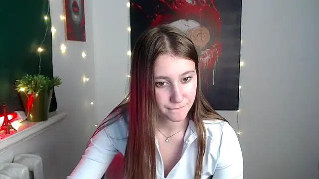 Snapshot of Milka_kamila chatting on December 2025 05:18:02 PM Milka kamila online show from December 2025 05:18:02 PM