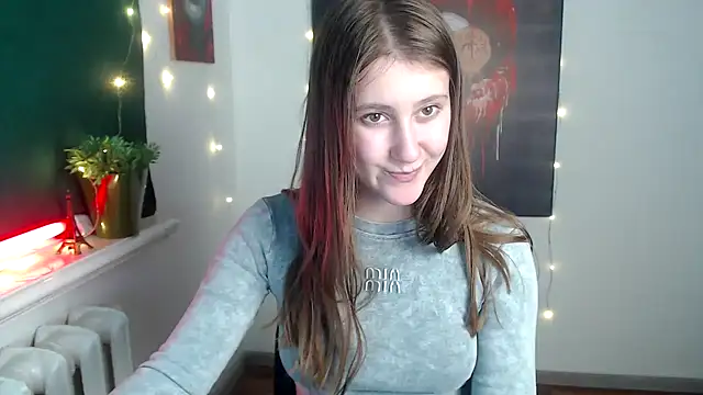 Snapshot of Milka_kamila chatting on December 2025 12:47:02 PM Milka kamila online show from December 2025 12:47:02 PM