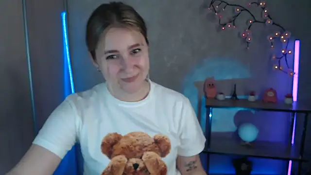 Milka kamila online show from June 2026 12:58:02 PM
