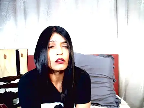 Snapshot of IndianAlisha chatting on December 2025 06:15:01 PM IndianAlisha online show from December 2025 06:15:01 PM