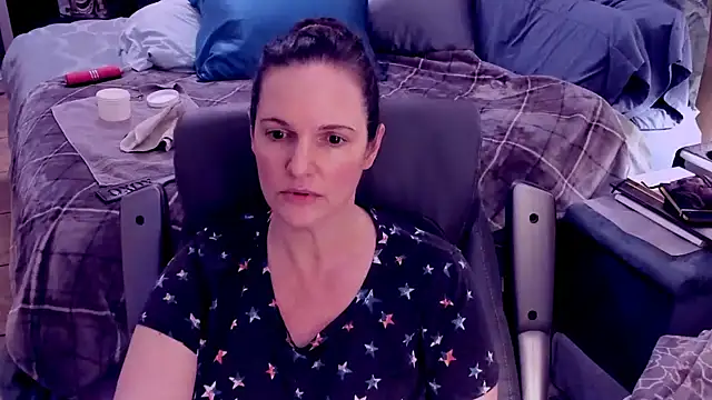 Snapshot of ninajaymes chatting on January 2025 01:37:01 AM ninajaymes online show from January 2025 01:37:01 AM