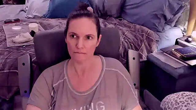 Snapshot of ninajaymes chatting on January 2025 03:40:01 AM ninajaymes online show from January 2025 03:40:01 AM