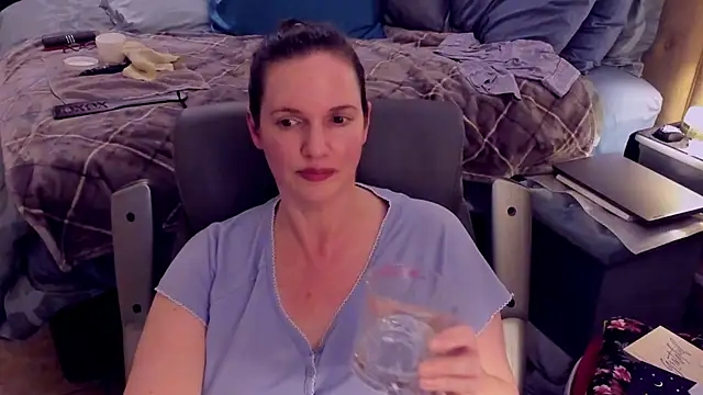 Snapshot of ninajaymes chatting on January 2025 09:04:02 AM ninajaymes online show from January 2025 09:04:02 AM