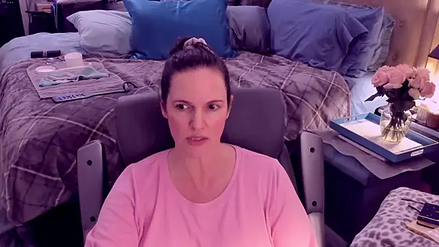 Snapshot of ninajaymes chatting on January 2025 04:11:02 PM ninajaymes online show from January 2025 04:11:02 PM