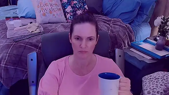 Snapshot of ninajaymes chatting on March 2025 09:37:02 PM ninajaymes online show from March 2025 09:37:02 PM