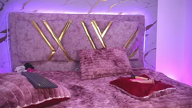 violetta maki online show from November 2025 01:49:02 AM