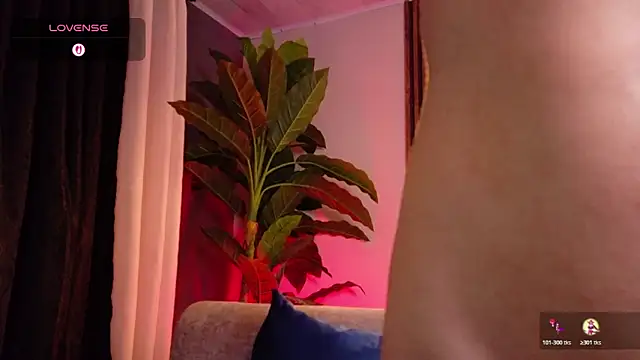 La Diabla 111  online show from November 2025 08:20:01 PM