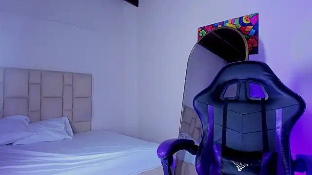 JennyLawrence online show from November 2025 08:07:01 PM