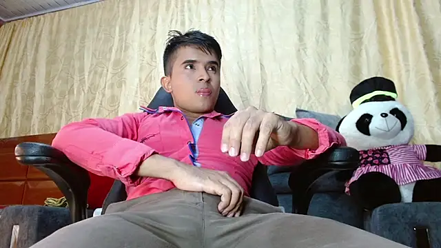 DayroDuran online show from May 2026 07:41:02 PM