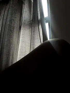 QUEEN NOBUHLE 777 online show from September 2025 04:45:02 AM