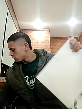 Snapshot of 1C2AM22 chatting on October 2025 03:18:01 AM 1C2AM22 online show from October 2025 03:18:01 AM