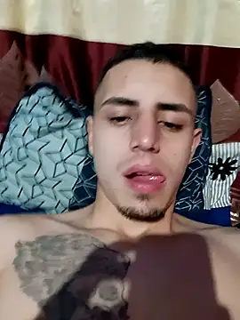 Snapshot of 1C2AM22 chatting on November 2025 10:37:02 AM 1C2AM22 online show from November 2025 10:37:02 AM