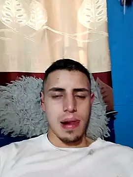 Snapshot of 1C2AM22 chatting on November 2025 11:42:02 AM 1C2AM22 online show from November 2025 11:42:02 AM