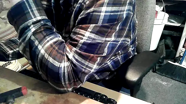 Snapshot of georgew62 chatting on February 2026 04:20:01 AM georgew62 online show from February 2026 04:20:01 AM