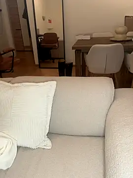 SophiiaStarr online show from October 2025 04:28:01 PM